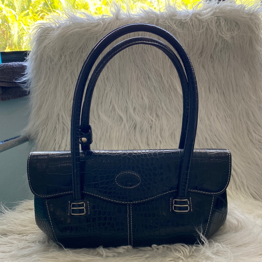 Black Leather TOD’s purse